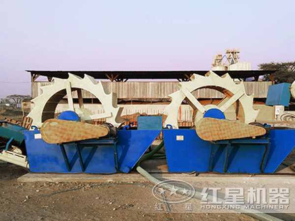 洗砂機(jī)作業(yè)現(xiàn)場(chǎng)